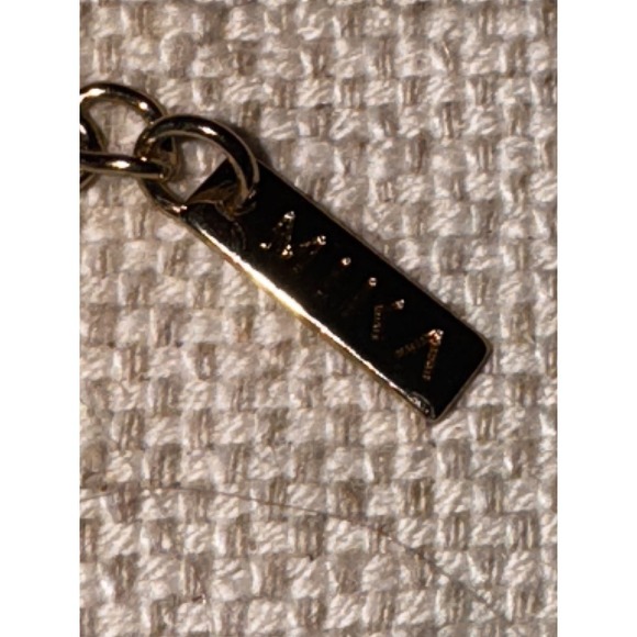 MIKA Statement Necklace Gold Tone Green Faceted Jewel Collar Chain - Picture 3 of 4